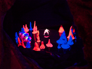 Illustration for article titled A Haunted House Filled With DIY Tricks From Disney's Haunted Mansion
